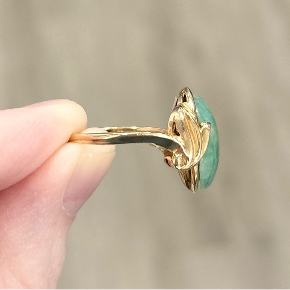 14K Large Aventurine Jade natural sparkling medium green vintage solid gold ring - Picture 8 of 11